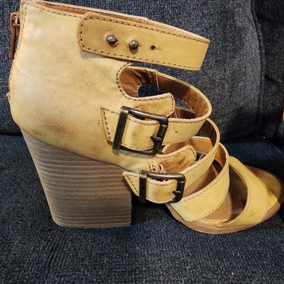 Y2k‎ Mudd Strappy Chunky Heel Back Zip Size 10 Beige Sandals - Picture 6 of 16